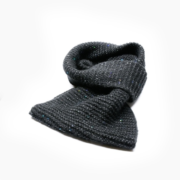 UN JOUR AILLEURS Eternity Scarf with Multicolour Micro Paillettes - Picture 1 of 13